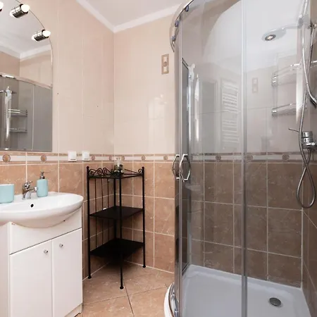 Tara Homestay szállás *